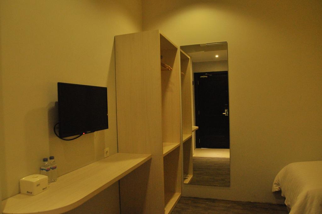 Summer Bed & Breakfast Banjarmasin  Phòng bức ảnh