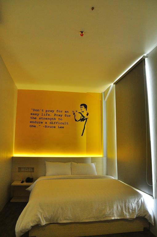 Summer Bed & Breakfast Banjarmasin  Phòng bức ảnh