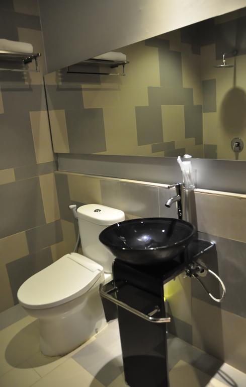 Summer Bed & Breakfast Banjarmasin  Phòng bức ảnh