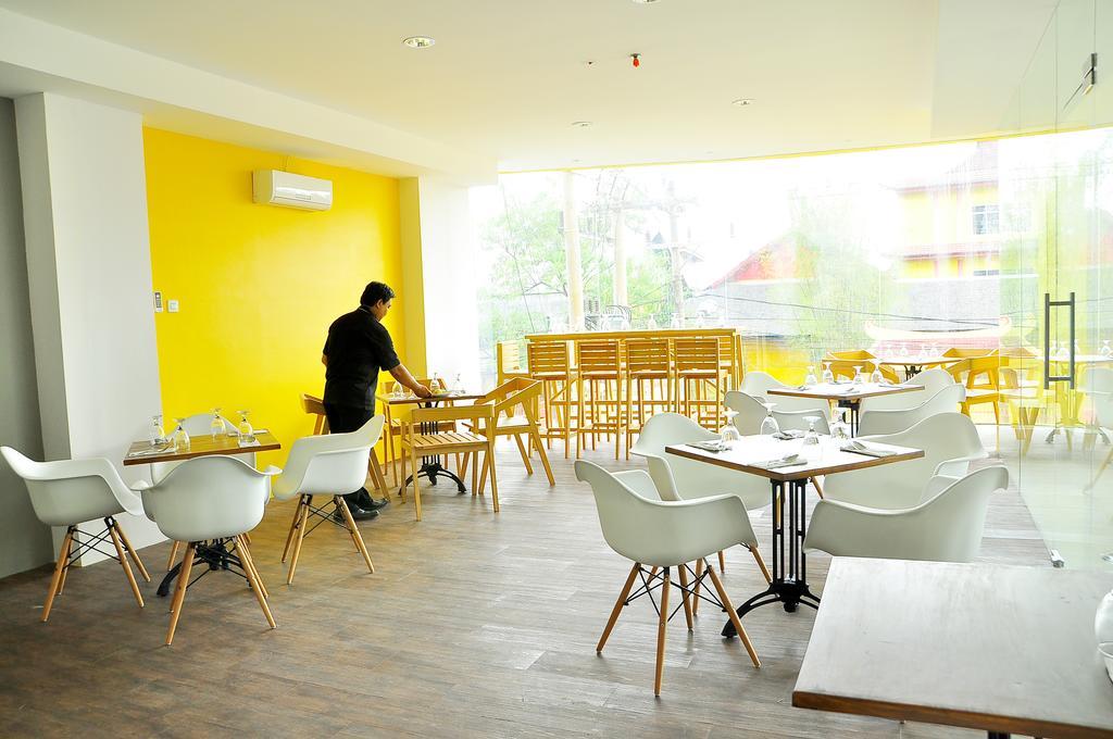 Summer Bed & Breakfast Banjarmasin  Ngoại thất bức ảnh